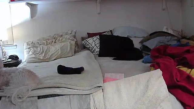 Hand69someguy online show from December 2025 02:45:02 AM