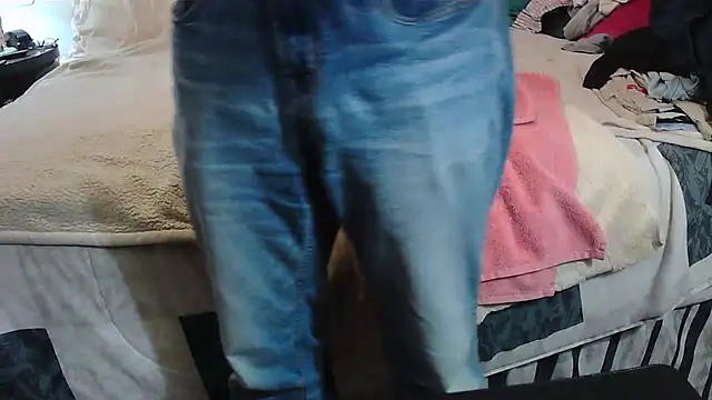 Hand69someguy online show from November 2025 12:53:01 AM