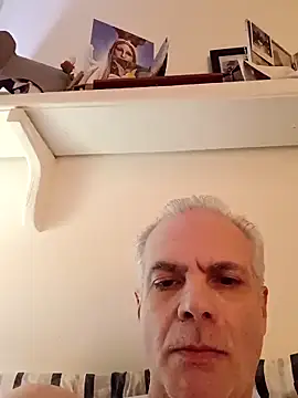 Hand69someguy online show from December 2024 03:13:01 AM