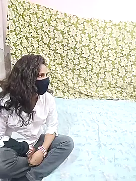 Snapshot of sexy_kaira chatting on January 2025 04:26:01 PM sexy kaira online show from January 2025 04:26:01 PM