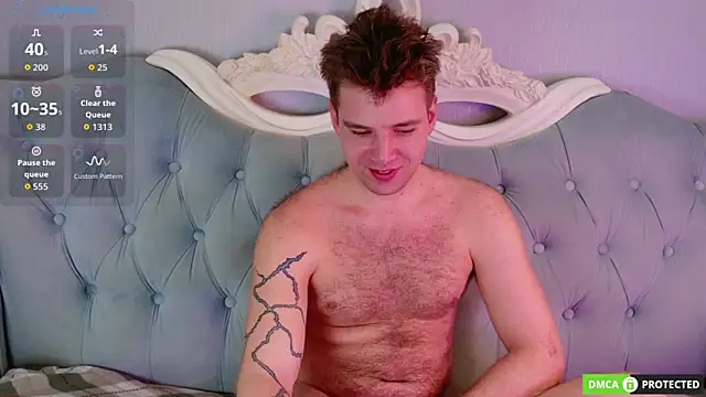 ArthurWhitee online show from April 2026 08:38:01 AM