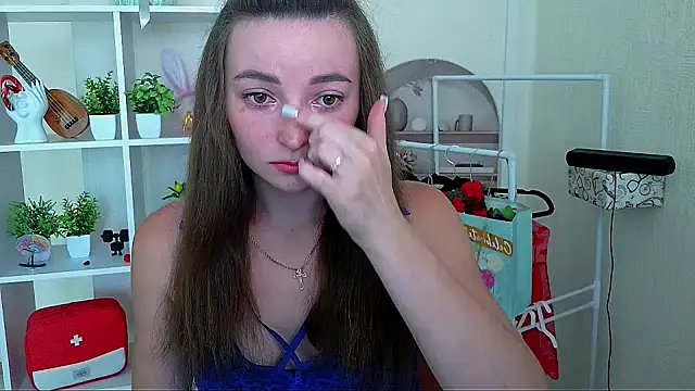  Barbie Kiss  online show from June 2026 03:34:01 PM