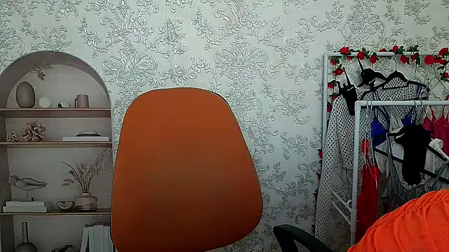 Snapshot of _Barbie_Kiss_ chatting on September 2025 03:12:02 PM Barbie Kiss online show from September 2025 03:12:02 PM