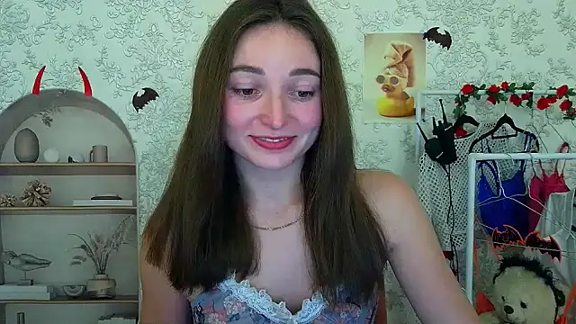  Barbie Kiss  online show from October 2025 03:23:02 PM