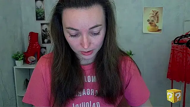  Barbie Kiss  online show from April 2026 11:18:02 AM