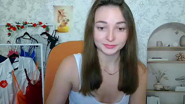 Snapshot of _Barbie_Kiss_ chatting on October 2025 02:18:01 PM Barbie Kiss online show from October 2025 02:18:01 PM