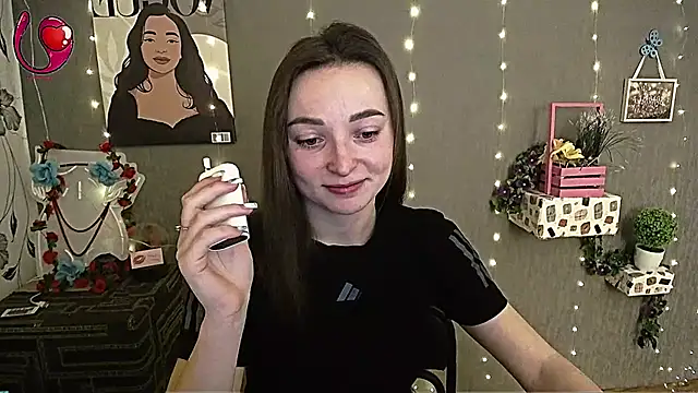 Snapshot of _Barbie_Kiss_ chatting on March 2025 08:30:02 AM Barbie Kiss online show from March 2025 08:30:02 AM