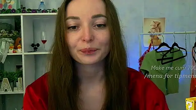  Barbie Kiss  online show from April 2026 02:21:01 PM