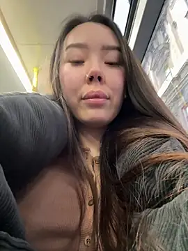 Asian Asami online show from February 2025 01:44:01 PM