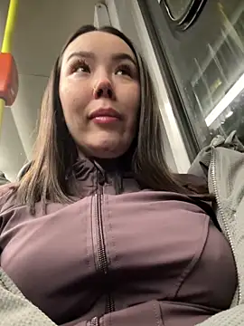 Asian Asami online show from January 2026 06:11:02 PM