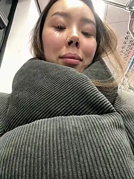 Asian Asami online show from January 2025 05:23:02 PM