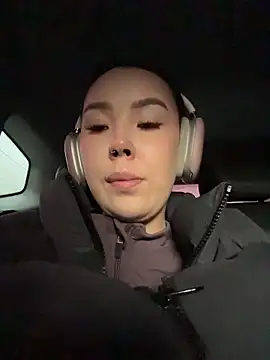 Asian Asami online show from April 2026 02:56:01 PM