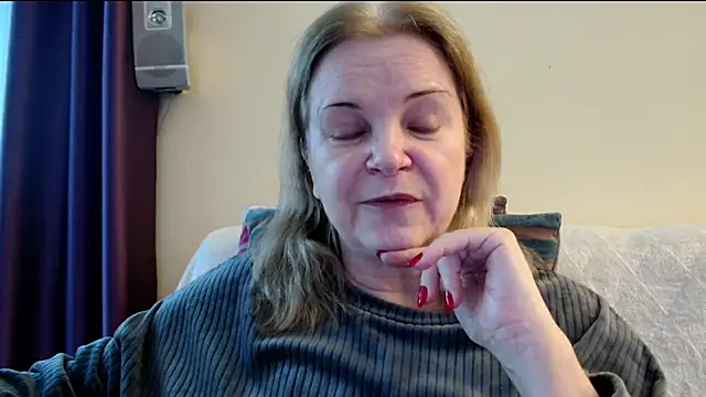 sexyjennyeu online show from February 2026 02:04:02 PM