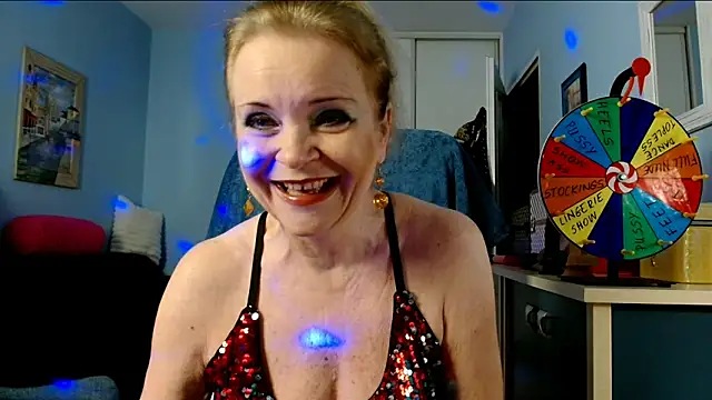 sexyjennyeu online show from November 2025 09:18:01 PM