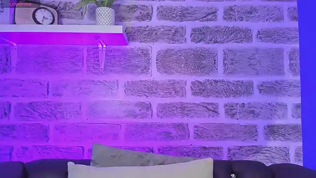 noah ricci online show from December 2025 12:18:02 PM