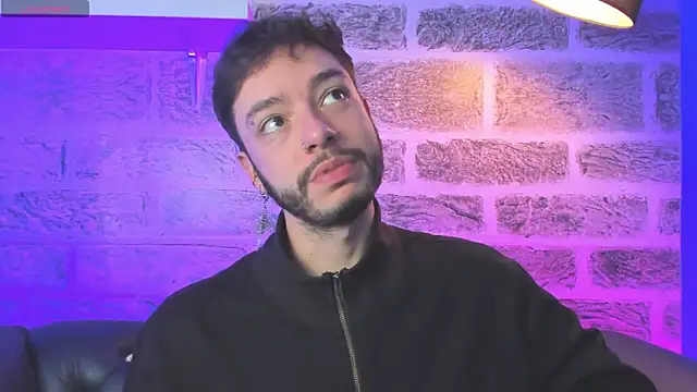 noah ricci online show from November 2025 01:09:01 AM