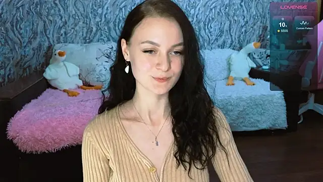 Snapshot of Elfanna chatting on March 2025 08:22:01 PM Elfanna online show from March 2025 08:22:01 PM