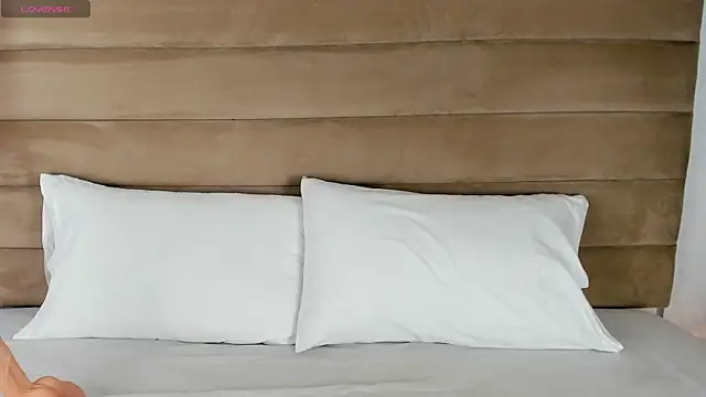 Snapshot of IsabellaJonns chatting on February 2025 04:47:02 AM IsabellaJonns online show from February 2025 04:47:02 AM