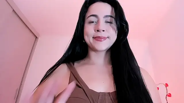 Snapshot of CoralineKam1 chatting on February 2025 04:26:02 PM CoralineKam1 online show from February 2025 04:26:02 PM