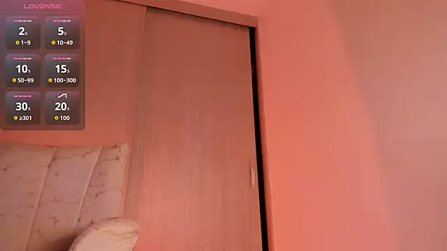 CoralineKam1 online show from November 2025 08:13:02 PM