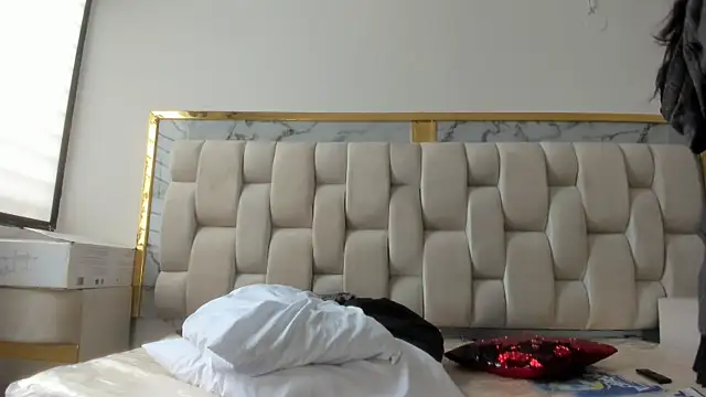 Hanna lens online show from January 2026 03:41:02 PM