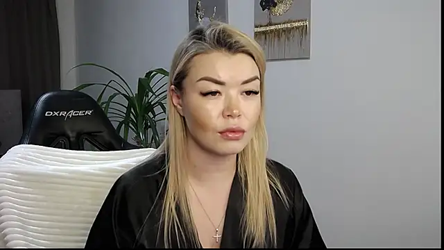 Miakiss ss online show from January 2025 02:03:01 AM