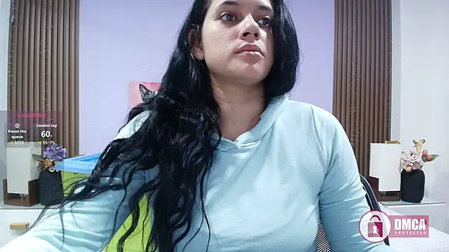 dahiana spark online show from November 2025 11:58:02 AM