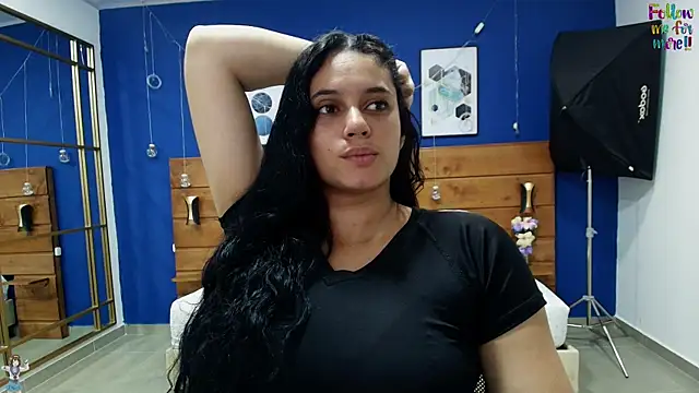 dahiana spark online show from November 2025 08:14:01 PM