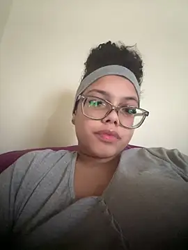 Snapshot of kelsmx chatting on January 2025 08:37:02 PM kelsmx online show from January 2025 08:37:02 PM