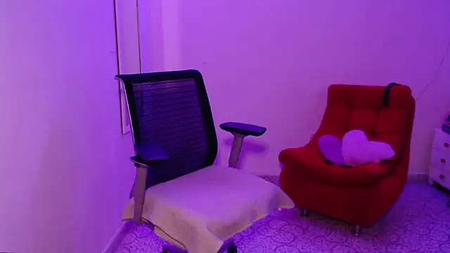 VenussTits97 online show from February 2026 11:28:02 PM