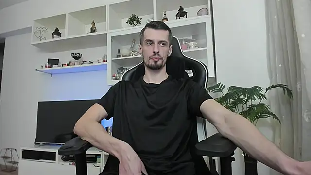 ToddClaytonn online show from March 2026 11:44:01 PM