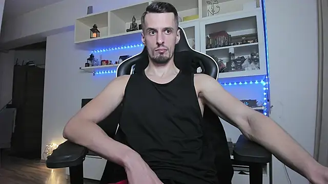 ToddClaytonn online show from December 2025 05:12:02 PM