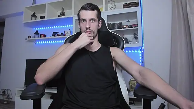 ToddClaytonn online show from October 2025 09:38:01 PM