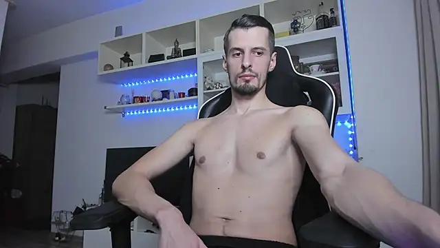 ToddClaytonn online show from December 2025 11:00:01 PM