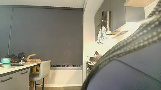 Naomiruty online show from April 2026 02:18:02 AM