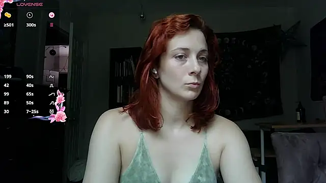 Aria Fields online show from July 2026 06:40:01 PM