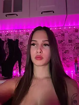 Snapshot of EricaWalls chatting on February 2025 01:31:02 AM EricaWalls online show from February 2025 01:31:02 AM