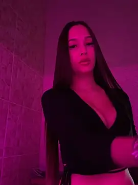 Snapshot of EricaWalls chatting on February 2025 10:59:02 PM EricaWalls online show from February 2025 10:59:02 PM