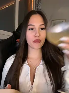 EricaWalls online show from March 2026 07:29:01 PM