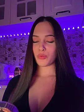 Snapshot of EricaWalls chatting on January 2025 06:47:01 PM EricaWalls online show from January 2025 06:47:01 PM