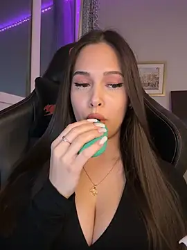 EricaWalls online show from February 2026 03:55:01 PM