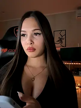 Snapshot of EricaWalls chatting on September 2025 07:58:02 PM EricaWalls online show from September 2025 07:58:02 PM