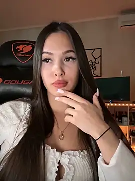 Snapshot of EricaWalls chatting on September 2025 07:04:01 PM EricaWalls online show from September 2025 07:04:01 PM