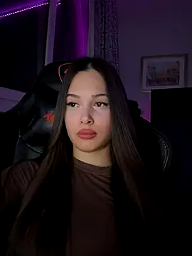 Snapshot of EricaWalls chatting on November 2025 11:30:02 PM EricaWalls online show from November 2025 11:30:02 PM