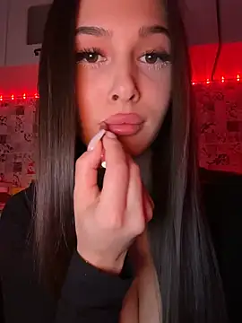 Snapshot of EricaWalls chatting on February 2025 03:37:01 AM EricaWalls online show from February 2025 03:37:01 AM