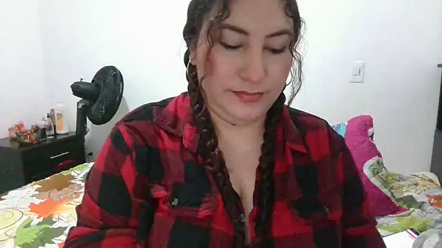 Snapshot of catalina_boobs chatting on February 2026 03:32:02 PM catalina boobs online show from February 2026 03:32:02 PM