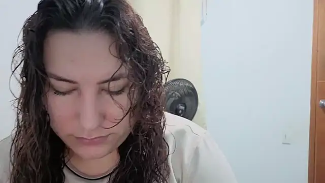catalina boobs online show from May 2026 10:20:02 AM