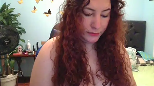 catalina boobs online show from April 2026 04:10:01 PM