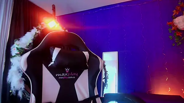 vanelope11 online show from December 2025 07:06:01 PM