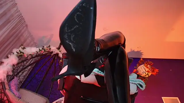 vanelope11 online show from April 2026 07:25:02 AM